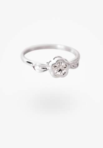 Platinum hot sale leaf ring